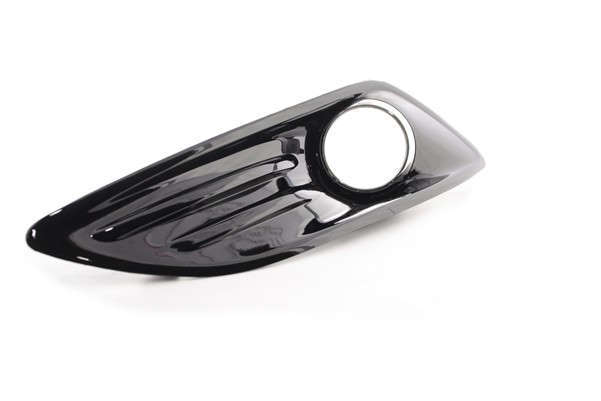 Ford Fiesta 2013-2018 Sis Far Çerçecesi Sağ Piano Black Yan Sanayi